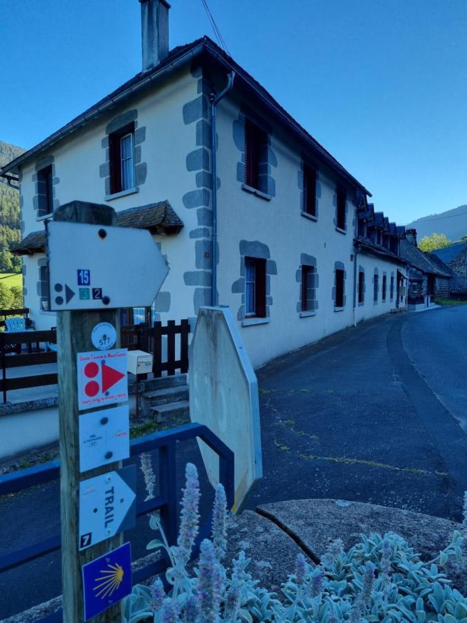 Guest house Au Coeur Du Volcantal Laveissiere